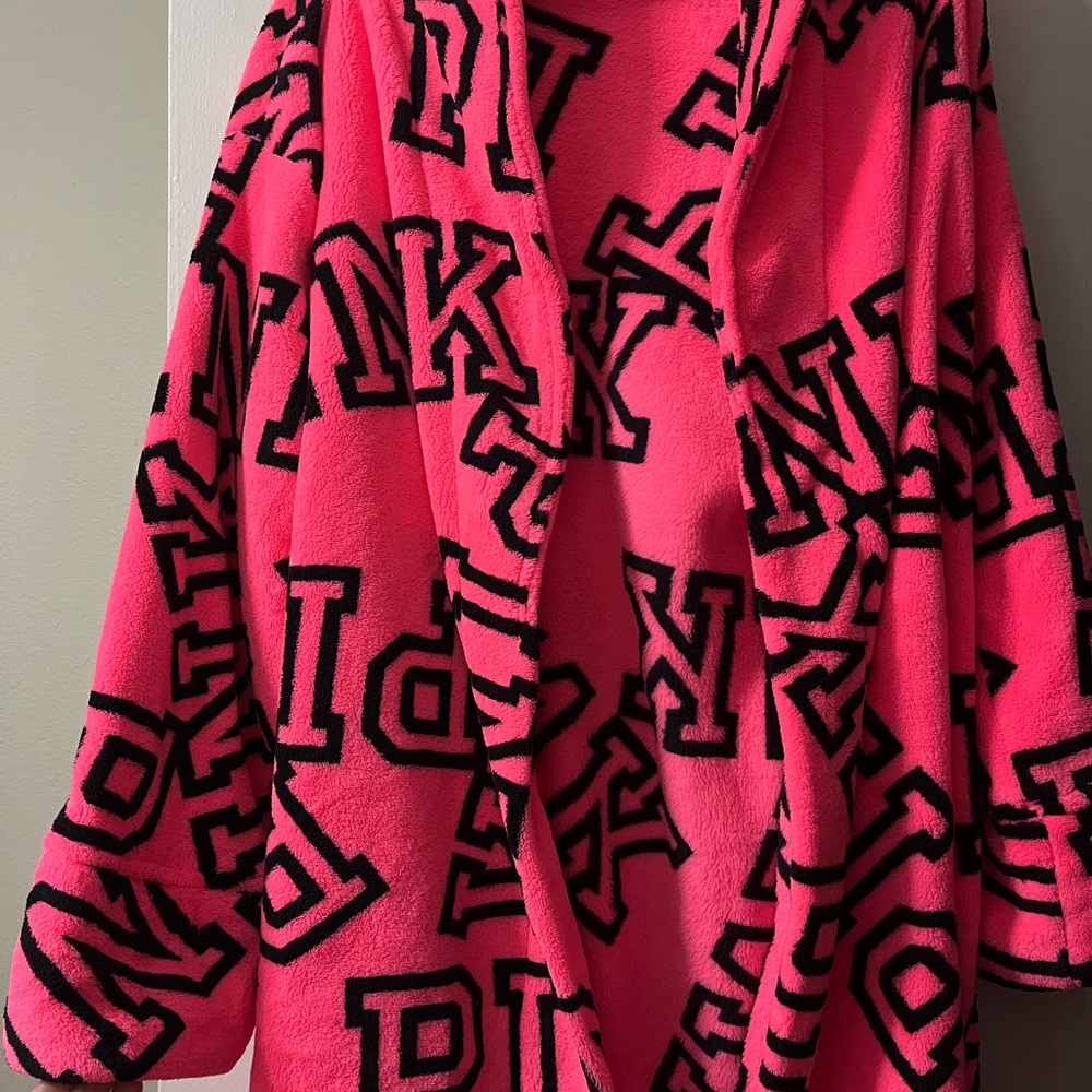 PINK Victoria's Secret Pink and Black Robe